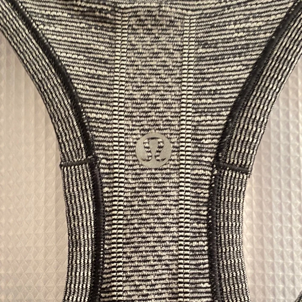 Lululemon Run: Swiftly Tech Racerback - Picture 3 of 6